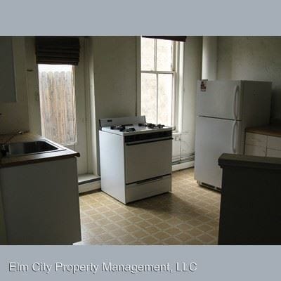 Building Photo - 644 South St