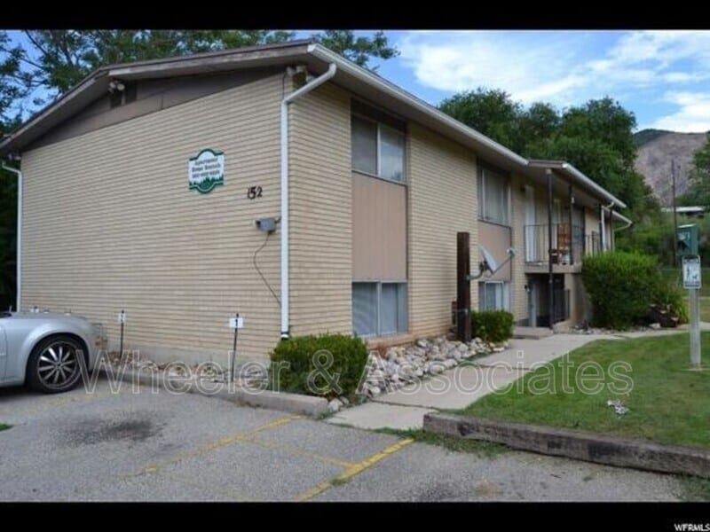 152 Jefferson Ave Unit 4, Ogden, UT 84404 Condo for Rent in Ogden, UT