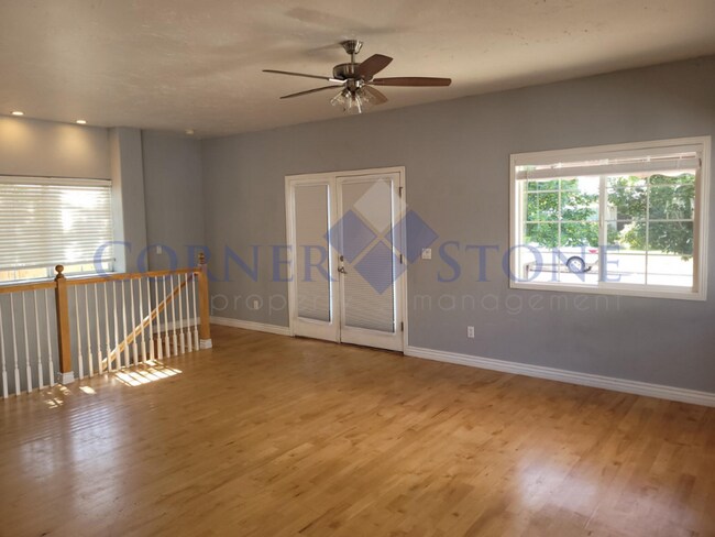 Building Photo - $500 OFF AUGUST RENT!! Fantastic Home Near...