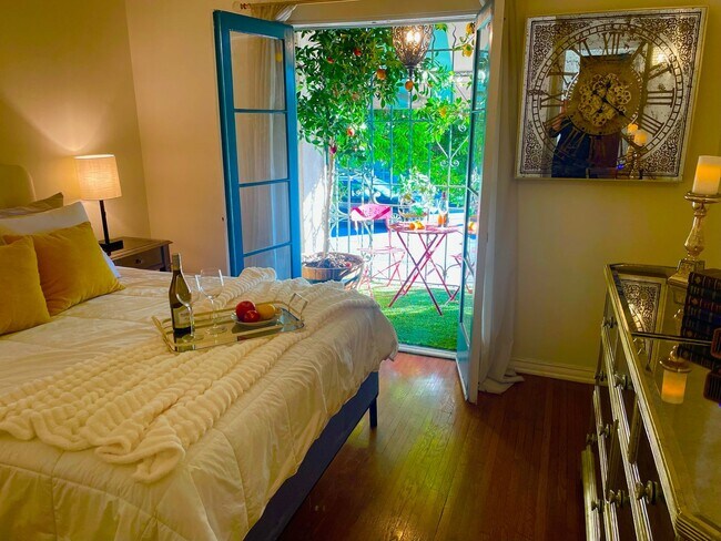 Interior Photo - Los Altos Apartments