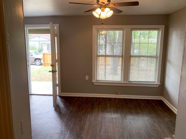 Building Photo - 3 br, 2 bath House - 235 Carle Avenue