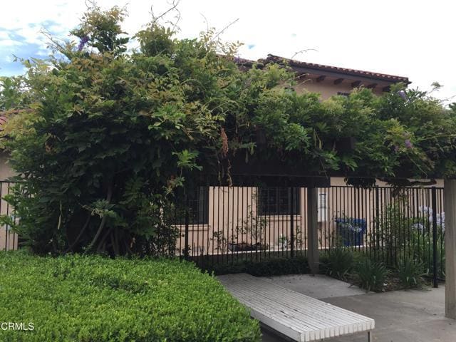 Building Photo - 640 Knight Way
