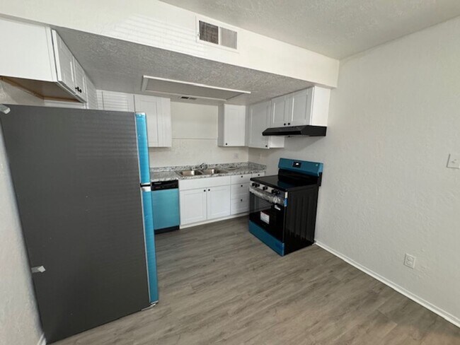 Foto del edificio - 1050 Meadowlark Ct SE