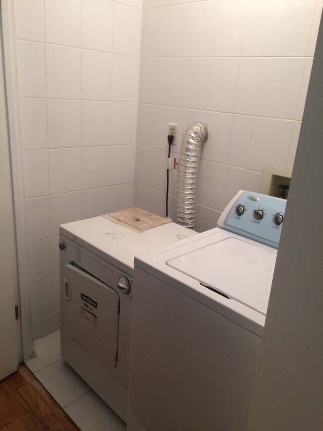 Foto del edificio - 167 E 111th St