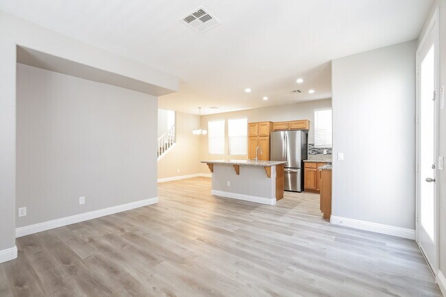 Foto del edificio - 8391 Lower Trailhead Ave