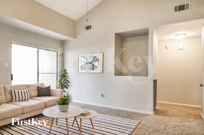 Foto del edificio - 3815 Derbyhall Dr
