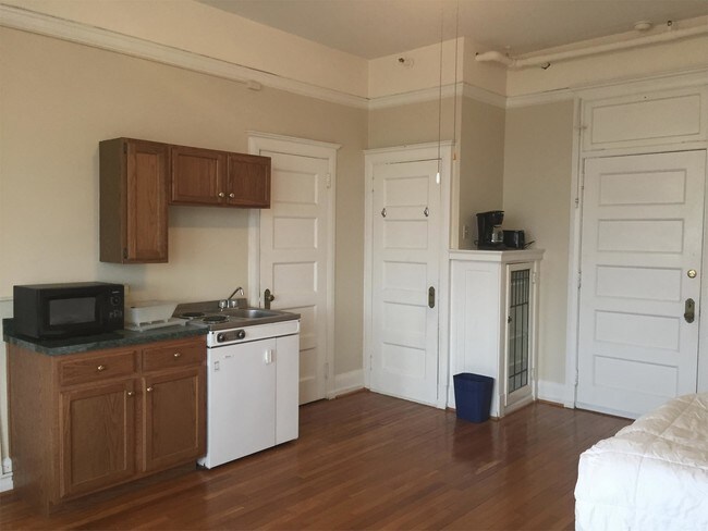 Photo - 709 S 3rd St