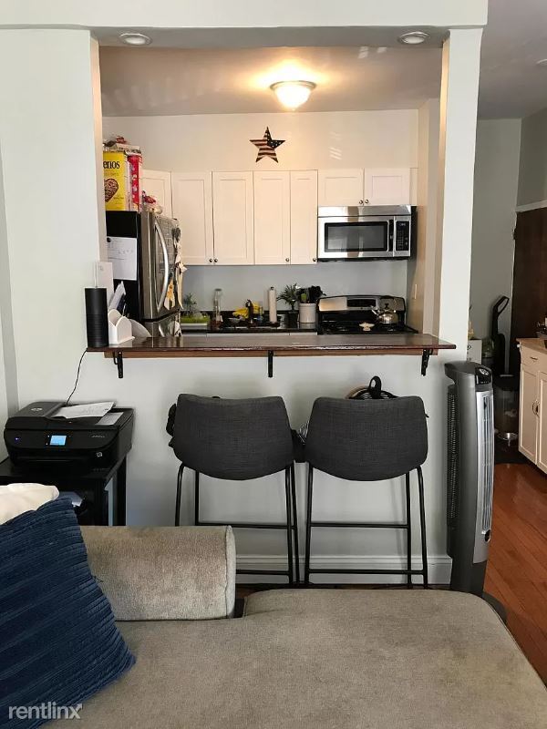 Building Photo - 2 br, 1 bath Townhome - 128 Coles St.