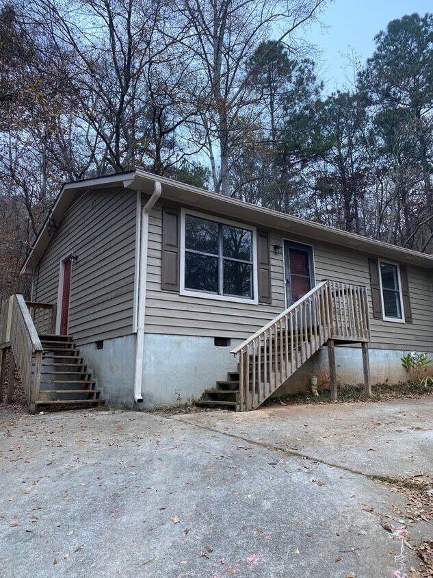 7137 Greenway Cove SW, Covington, GA 30014 House for Rent in