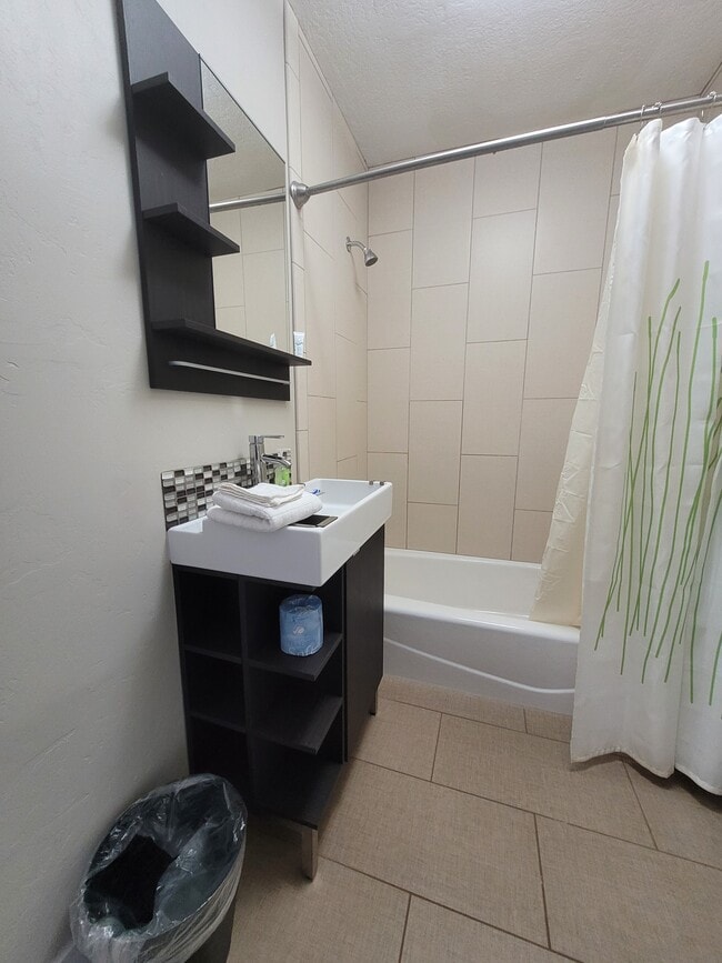 Building Photo - Roost