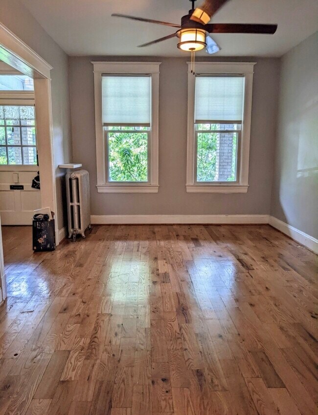 Foto del edificio - 123 16th St NE