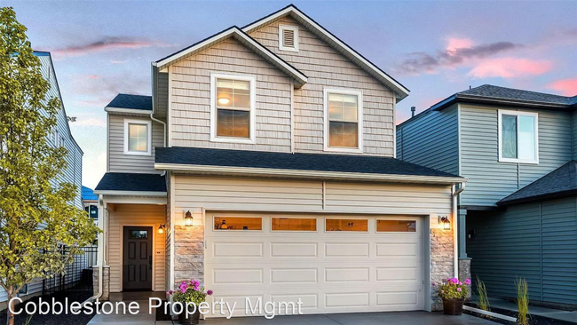Foto del edificio - 4 br, 2.5 bath House - 3121 N Lochness Ave