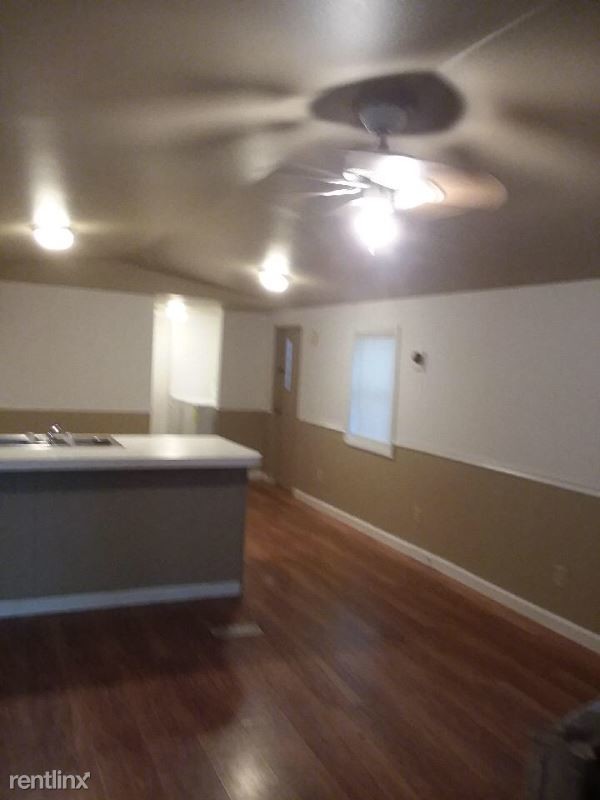 Foto principal - 251 Hannah Dr
