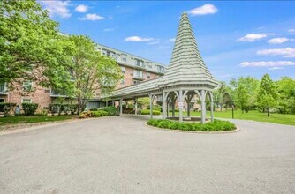 Building Photo - 5125 Blodgett Ave