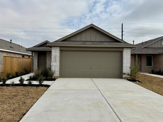 Foto del edificio - 6838 Eastern Cottonwood Ln