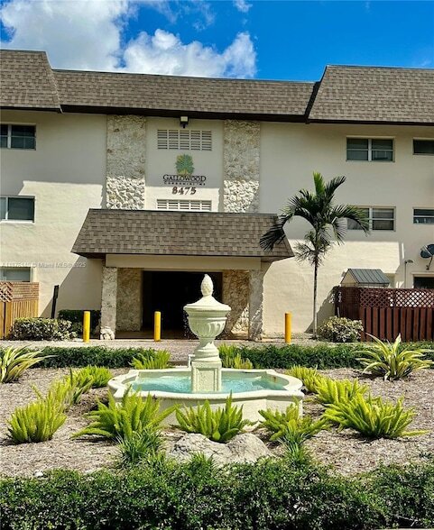 Building Photo - 8475 SW 94th St