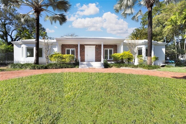 Building Photo - 4404 Alhambra Cir