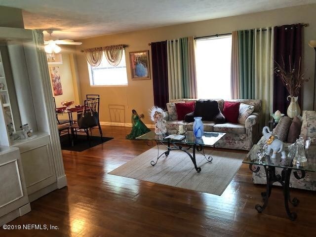 Building Photo - 2702 Rogero Rd