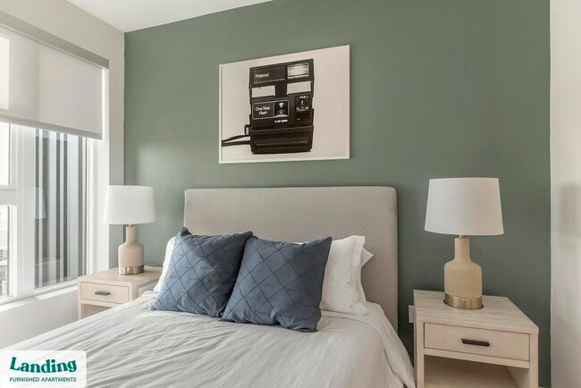 Building Photo - 1225 Utica Dr