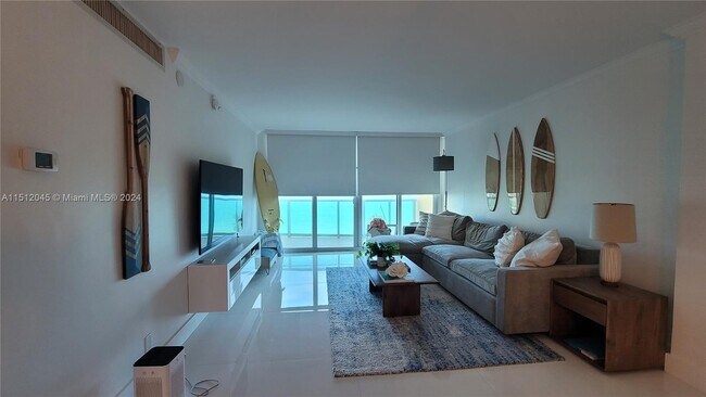 Building Photo - 2501 S Ocean Dr