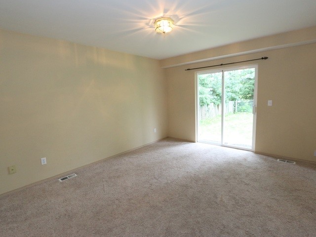 Foto del edificio - 8711 Brookridge Drive