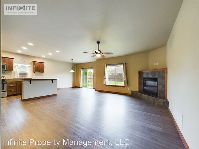 Building Photo - 3 br, 2 bath House - 30 Ridgeline Lane