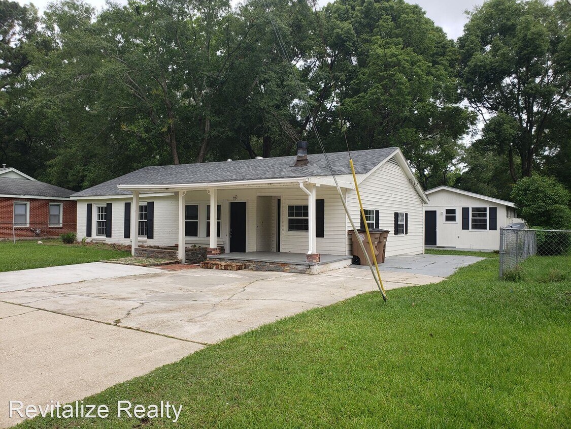 Primary Photo - 5 br, 4 bath House - 1710 N Gulf Field Dr
