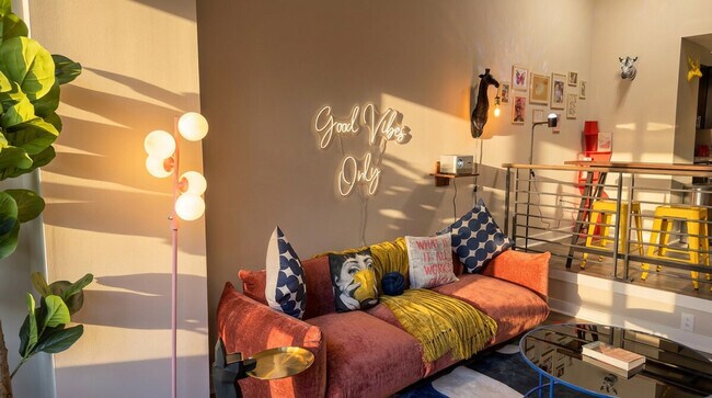 Foto del edificio - 2000 U.S. 29-SI ID1511358P