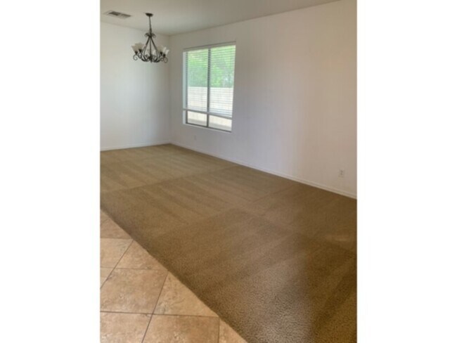 Foto del edificio - 3 bedroom, 2 bath home in Villago