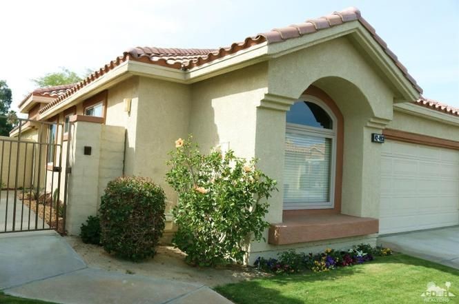 Primary Photo - Oasis Country Club 3 Bed Home