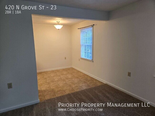 Foto del edificio - 420 N Grove St
