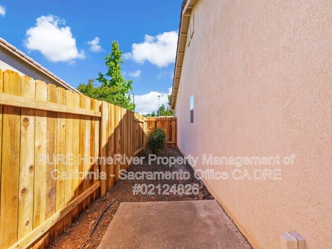 Foto del edificio - 4468 Dusham Cir