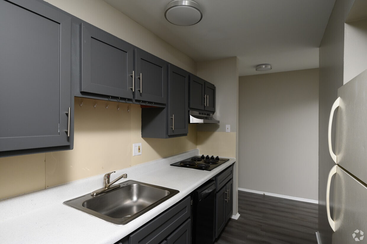 Croftwood Apartments Apartments in Feasterville, PA