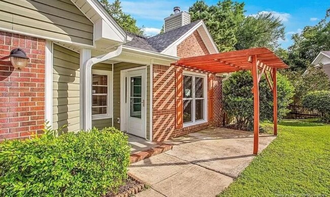 Building Photo - 5721 Charbonneau Ct