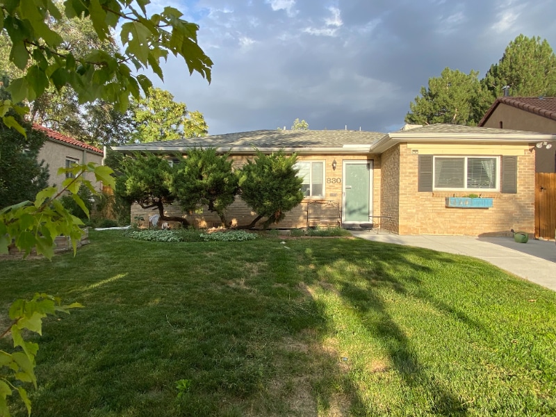 Photo - 830 Newport St (Denver, CO)