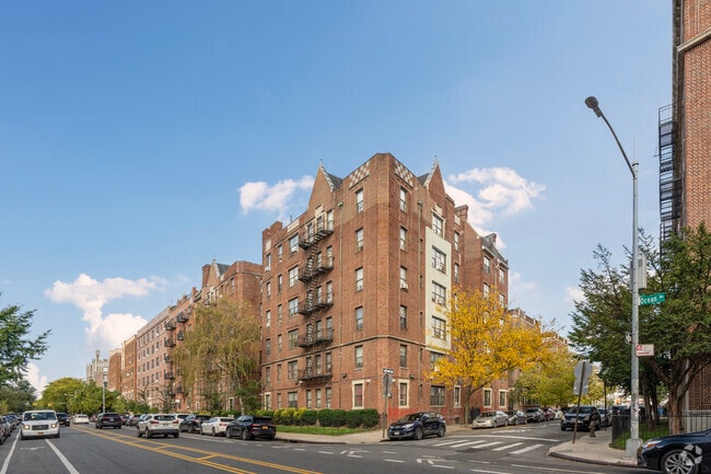 Building Photo - 681 Ocean Ave