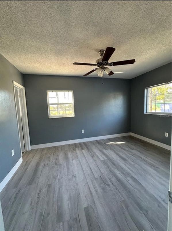 Building Photo - 5505 Hernandes Dr