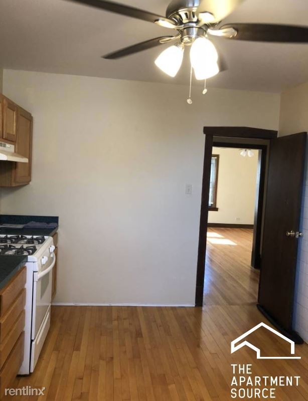 Building Photo - 4750 N Lotus Ave