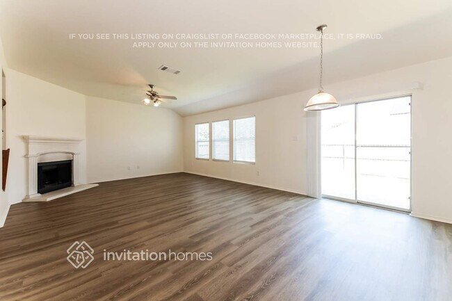 Foto del edificio - 4517 Dogwood Dr