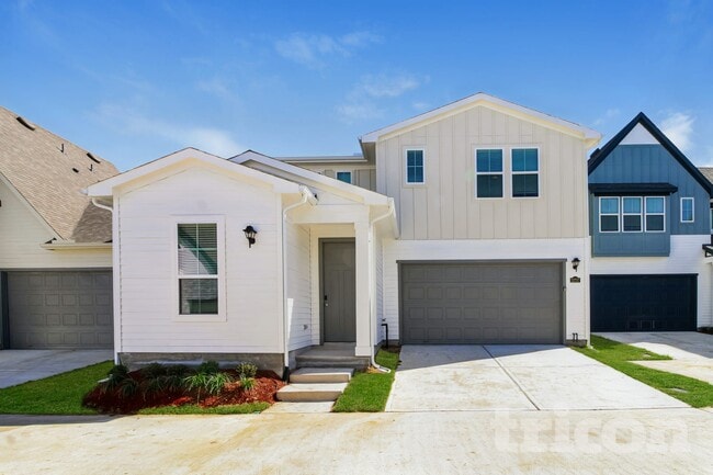 Building Photo - 22737 Terrazzo Dr