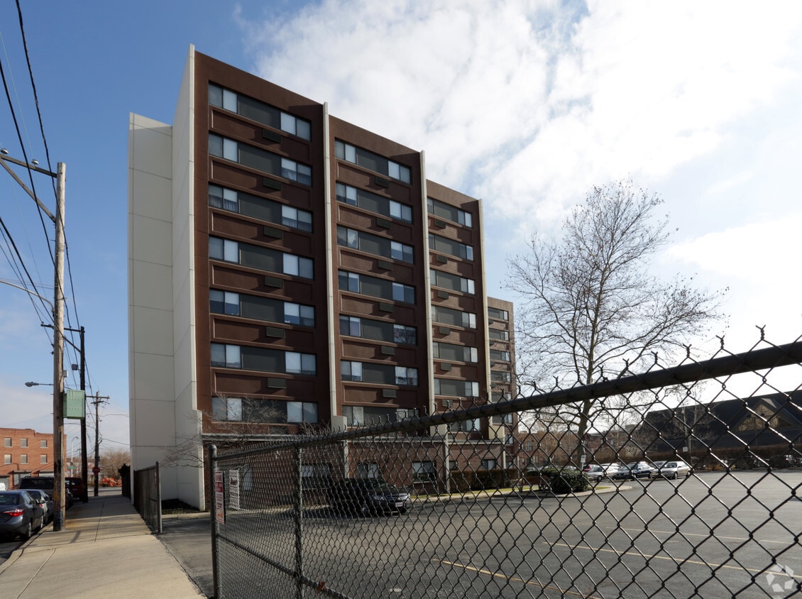 Olde Kensington Pavilion Apartments in Philadelphia, PA
