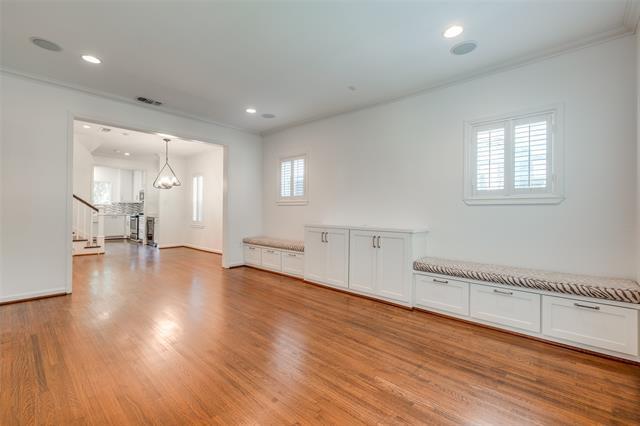 Foto del edificio - 5542 Ridgedale Ave