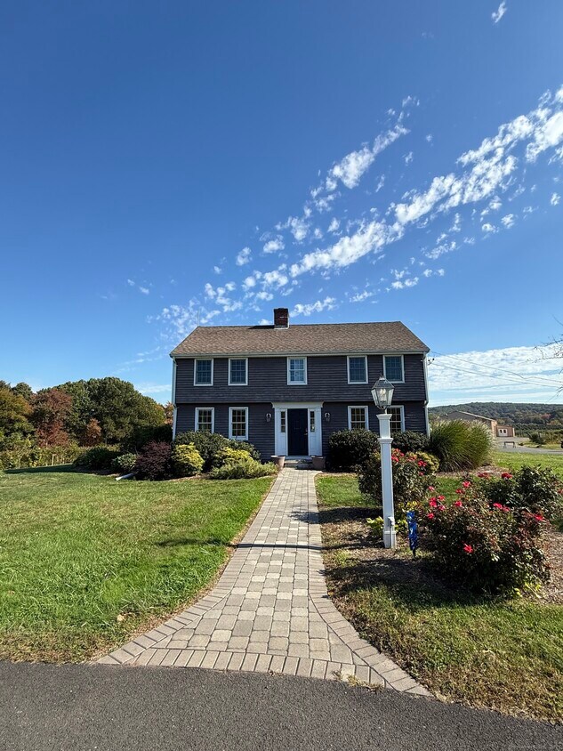 Primary Photo - 295 Matson Hill Rd