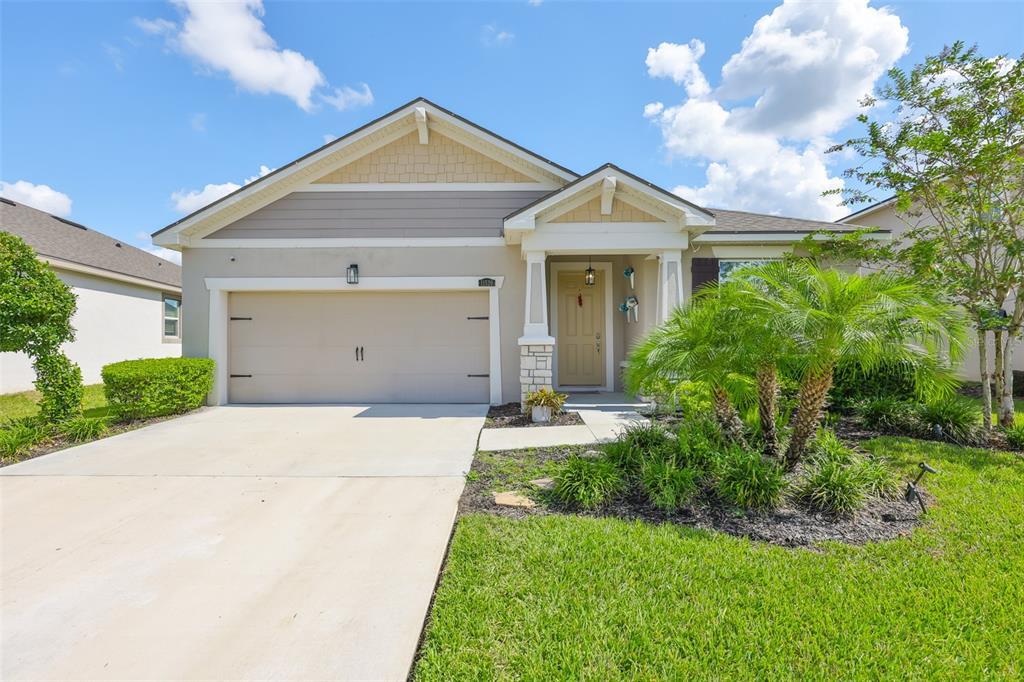 Foto principal - 11520 Cedar Valley Dr
