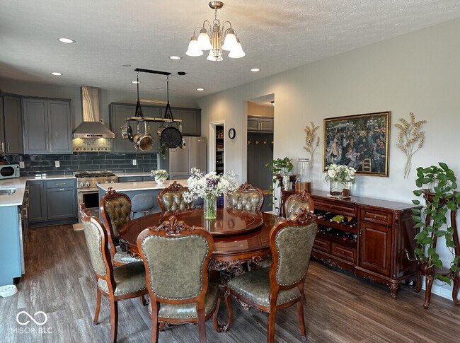 Foto del edificio - 6773 Highland Way