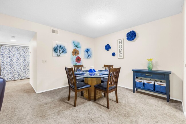 Building Photo - TWO BEDROOM CONDOMINIUM IN THE HIGHLANDS A...