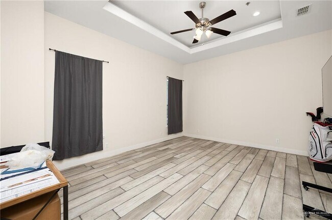 Foto del edificio - 3011 S L Ln