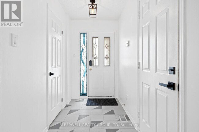 Photo du bâtiment - 7 Furlong Crescent