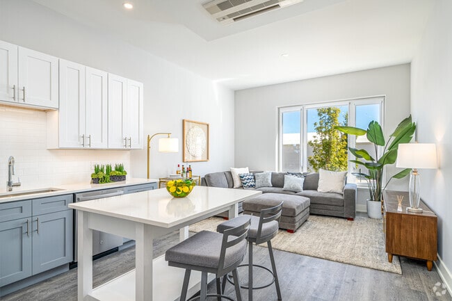 Interior Photo - Marbella of Lemont