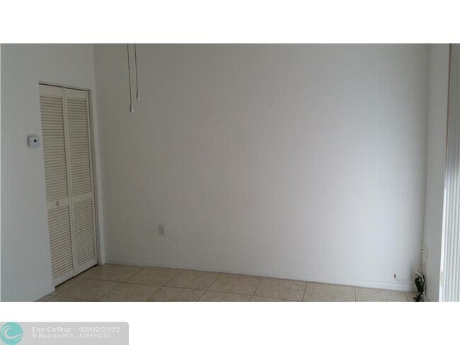 Building Photo - 139 Riverwalk Cir